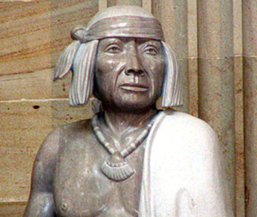 Modern statue of Indian chief Po'Pay