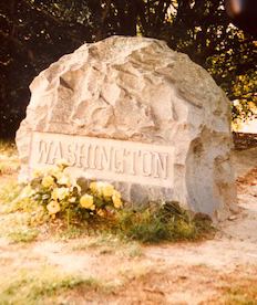 Gravesite of Booker T. Washington (1856–1915), Tuskegee University Campus Cemetery, Tuskegee, Alabama (Courtesy of Karla F. C. Holloway)