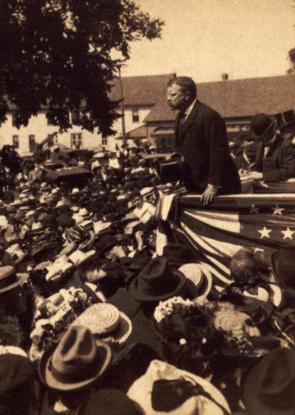 Theodore Roosevelt giving a speech in Waterville, Maine, 1902. (GLC06449.22)