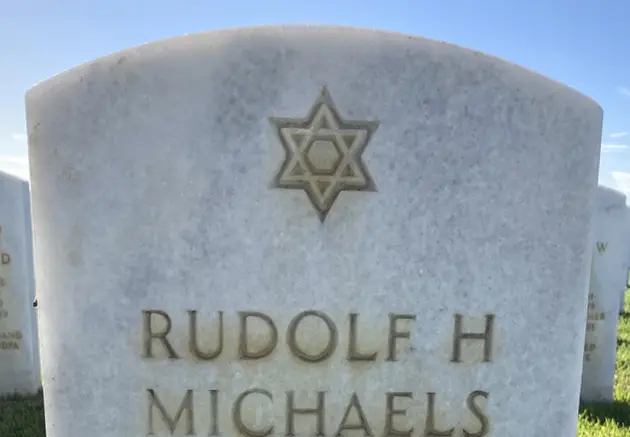 Gravestone of Rudolf Michaels