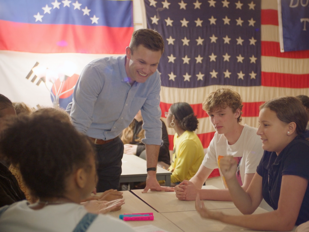 2023 NHTOY winner Matthew Vriesman conducting a discussion with students in his classroom