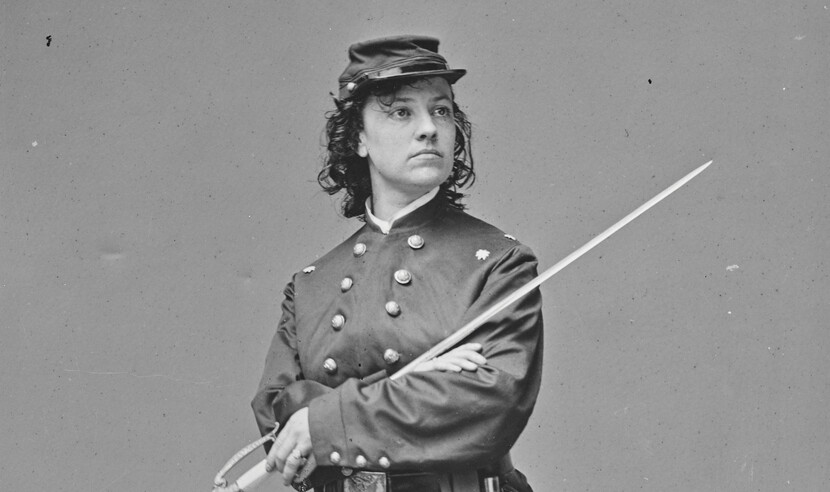Photograph of Pauline Cushman in military uniform