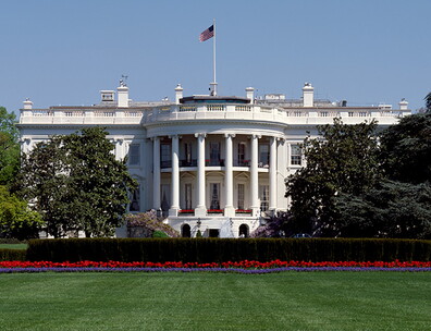 The White House, Washington DC, photograph by Carol M. Highsmith, ca. 1980–2005 (Library of Congress)